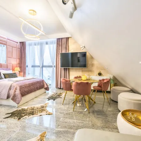 Premium Happiness On The Motlawa River * Γκντανσκ